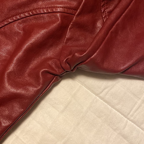 Burgundy pleather fleece lined bomber style jacket - Picture 6 of 8